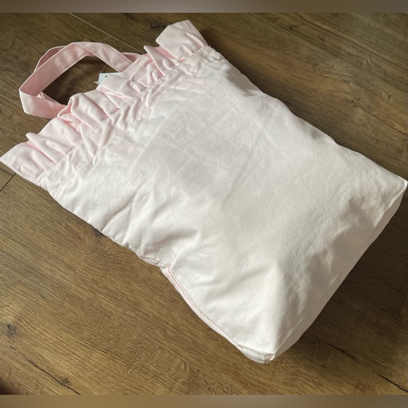 One Left! MARRONCREAM-VERY RARE (NWT) Zipped Pink Canvas Tote Bag with a Ribbon. - Picture 10 of 16